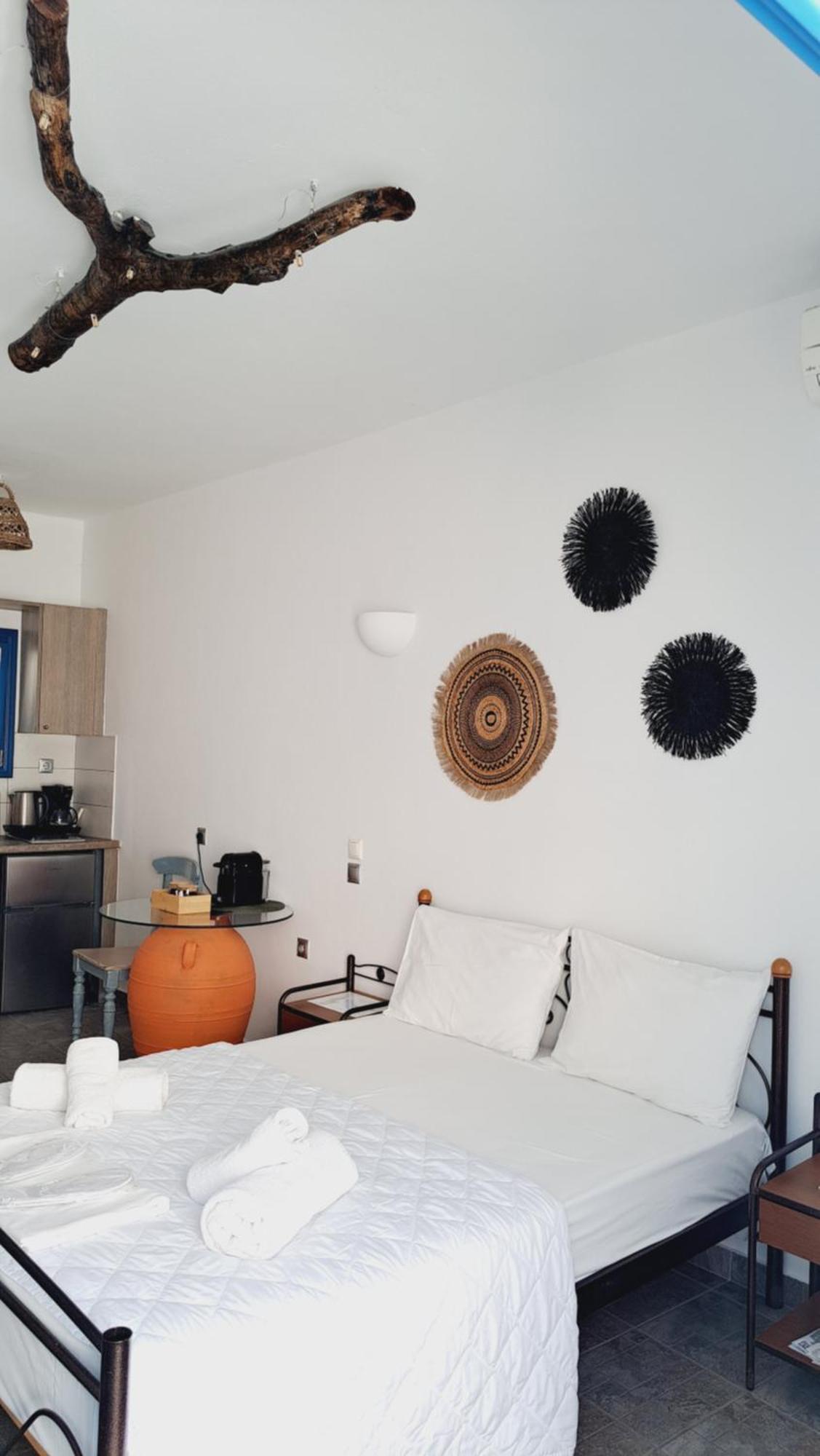 Margarita'S Rooms Folegandros Town Bilik gambar