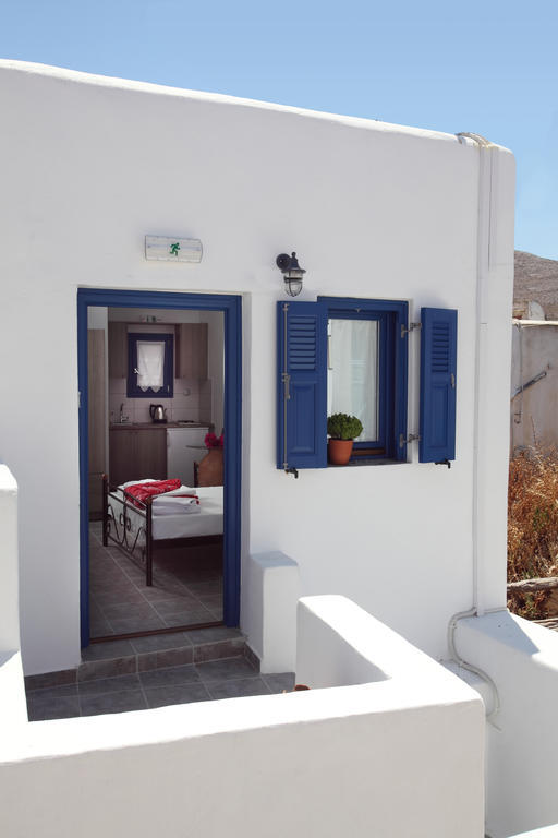 Margarita'S Rooms Folegandros Town Bilik gambar