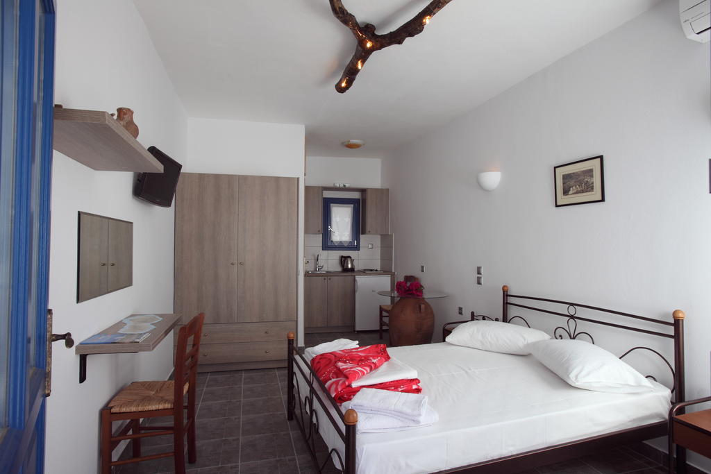 Margarita'S Rooms Folegandros Town Bilik gambar